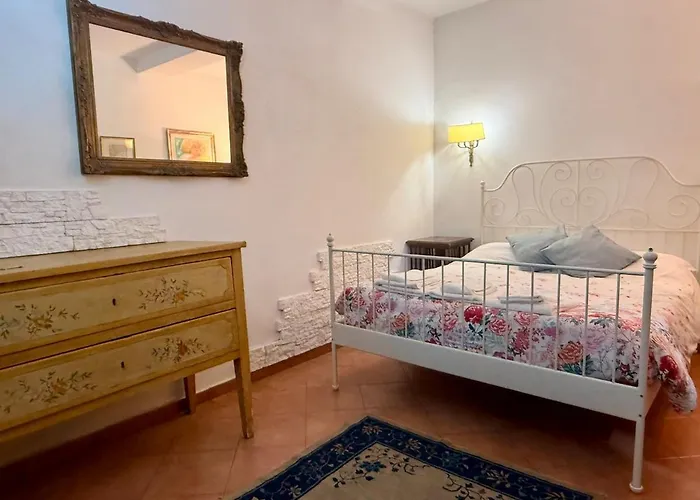 Beautiful Flat On Via Giulia - Heart Of Rome